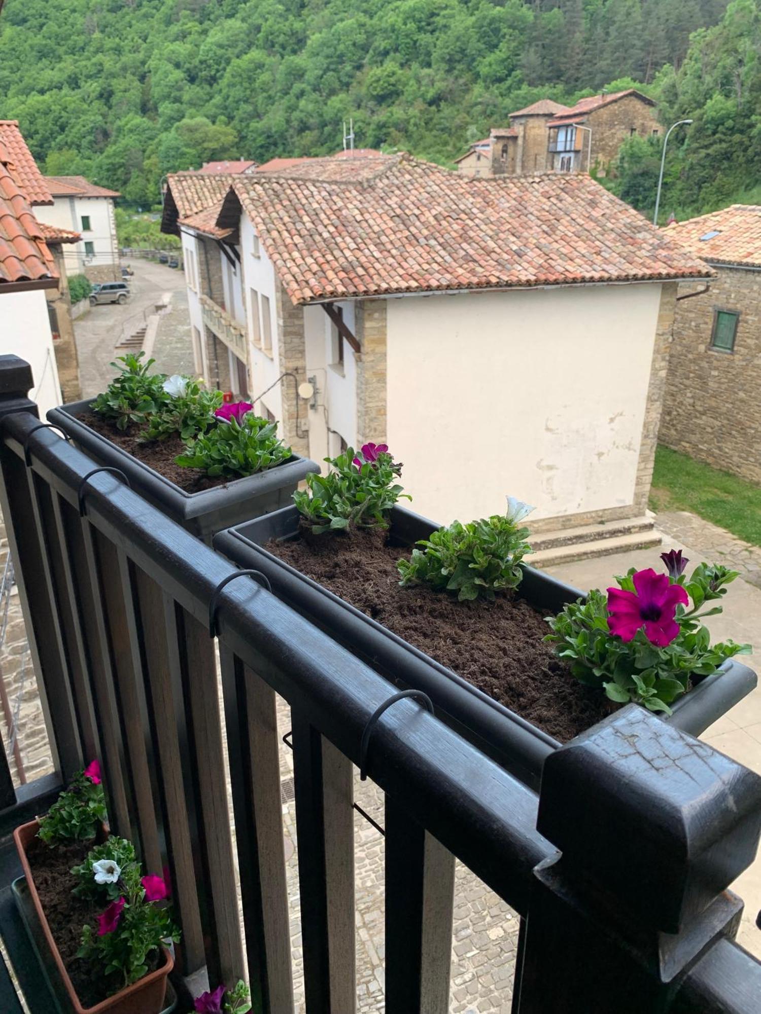 Argonz Etxea Hotel Urzainqui Bagian luar foto
