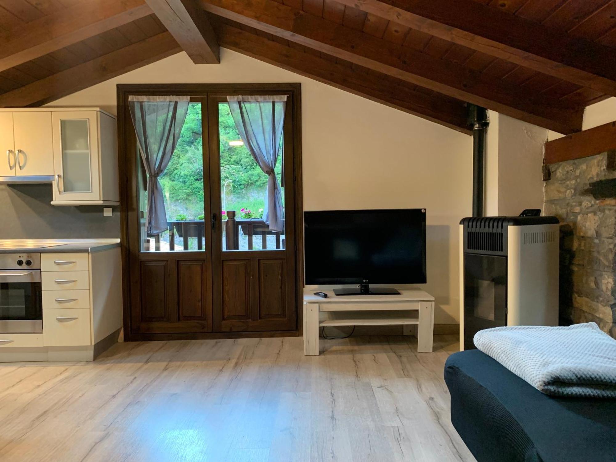 Argonz Etxea Hotel Urzainqui Bagian luar foto
