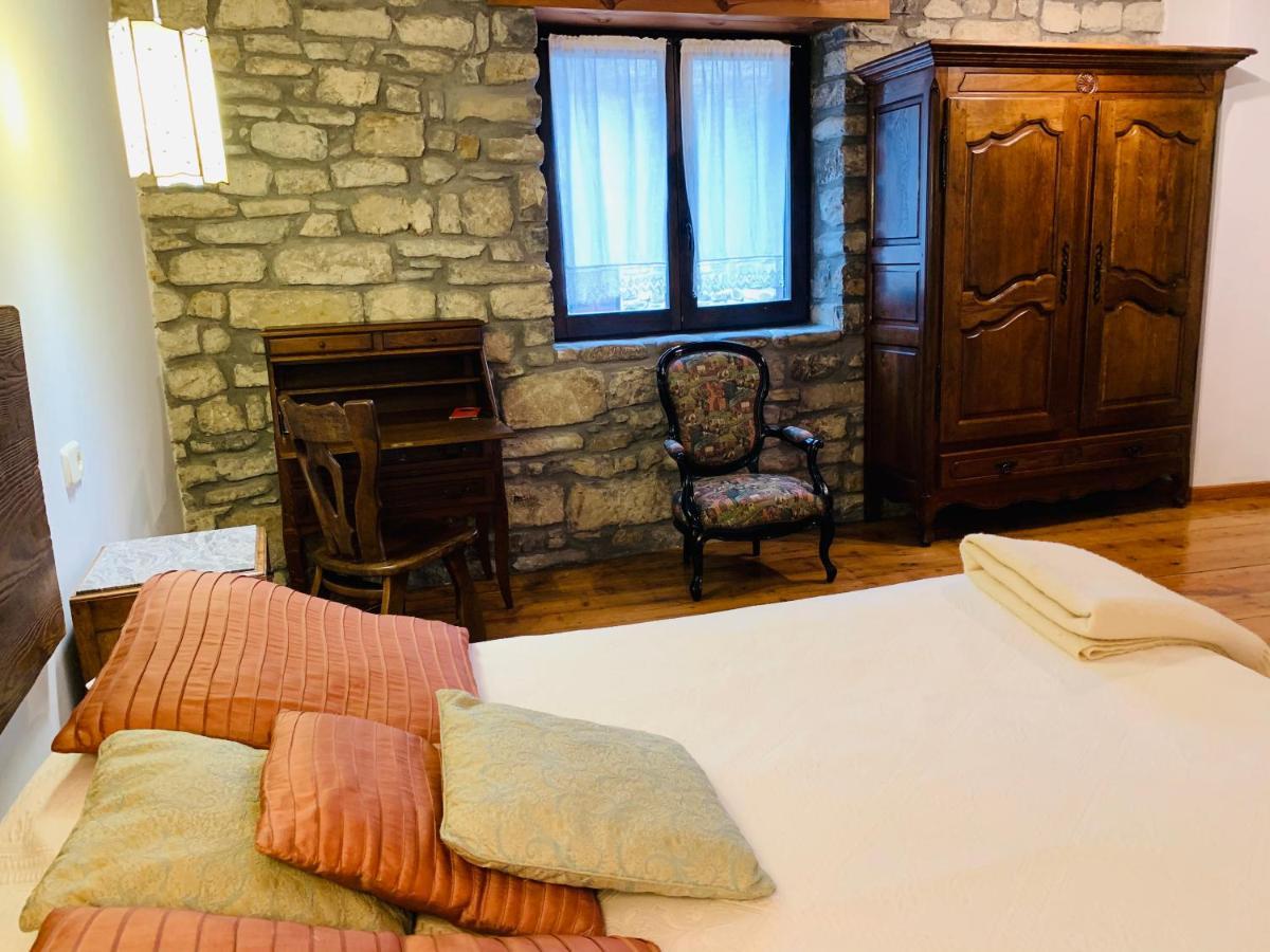 Argonz Etxea Hotel Urzainqui Bagian luar foto