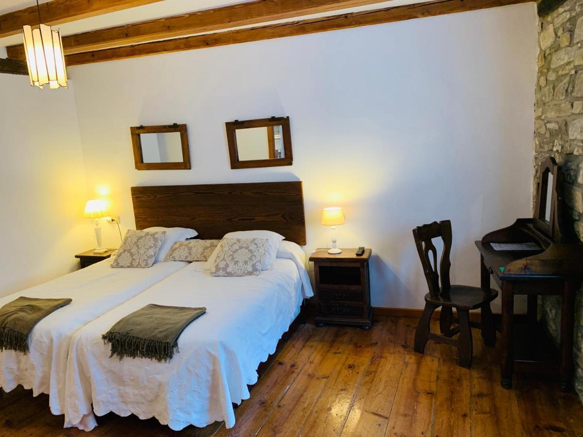 Argonz Etxea Hotel Urzainqui Bagian luar foto